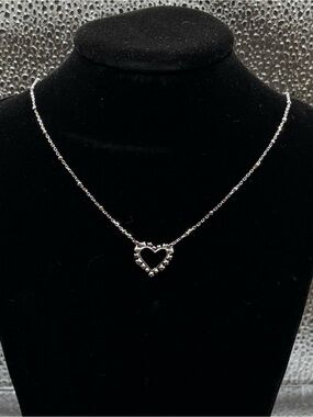 Kendra Scott Silver Heart Necklace with Faceted Accent